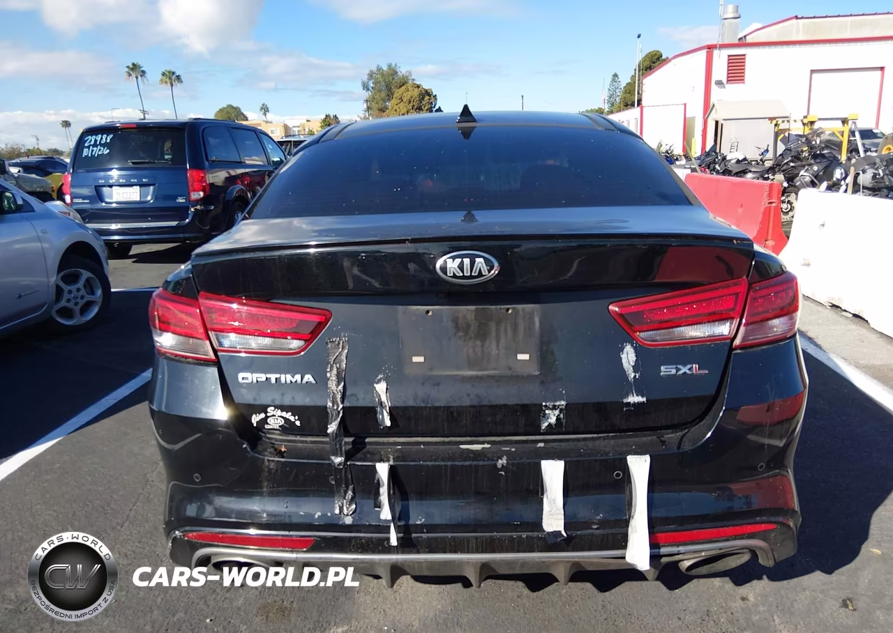 2018 Kia Optima Sx Turbo VIN:5XXGV4L22JG207428 - 16