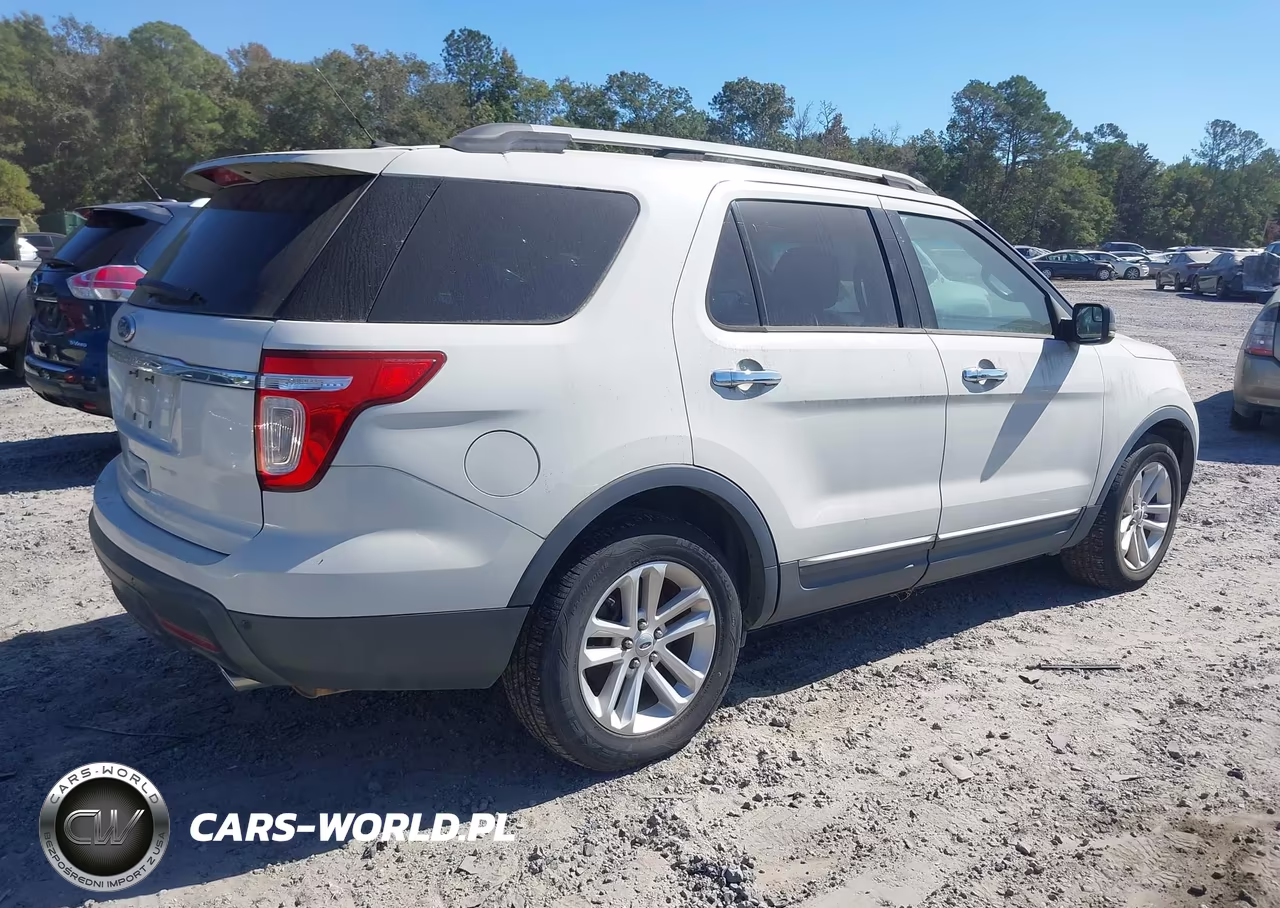 2011 Ford Explorer Xlt VIN:1FMHK7D89BGA52089 - 4