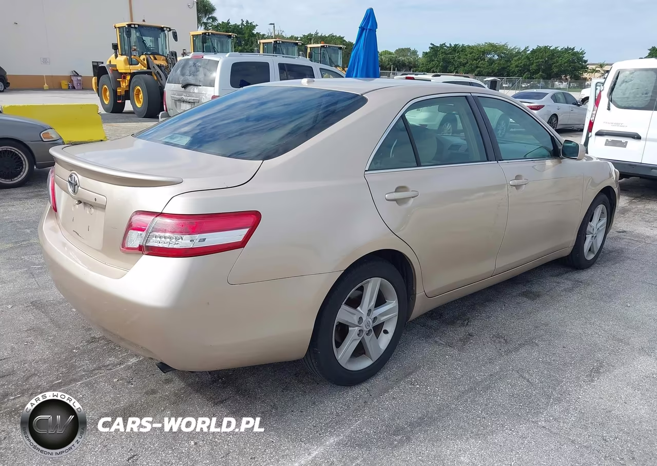 2010 Toyota Camry Le VIN:4T1BF3EK4AU022091 - 4