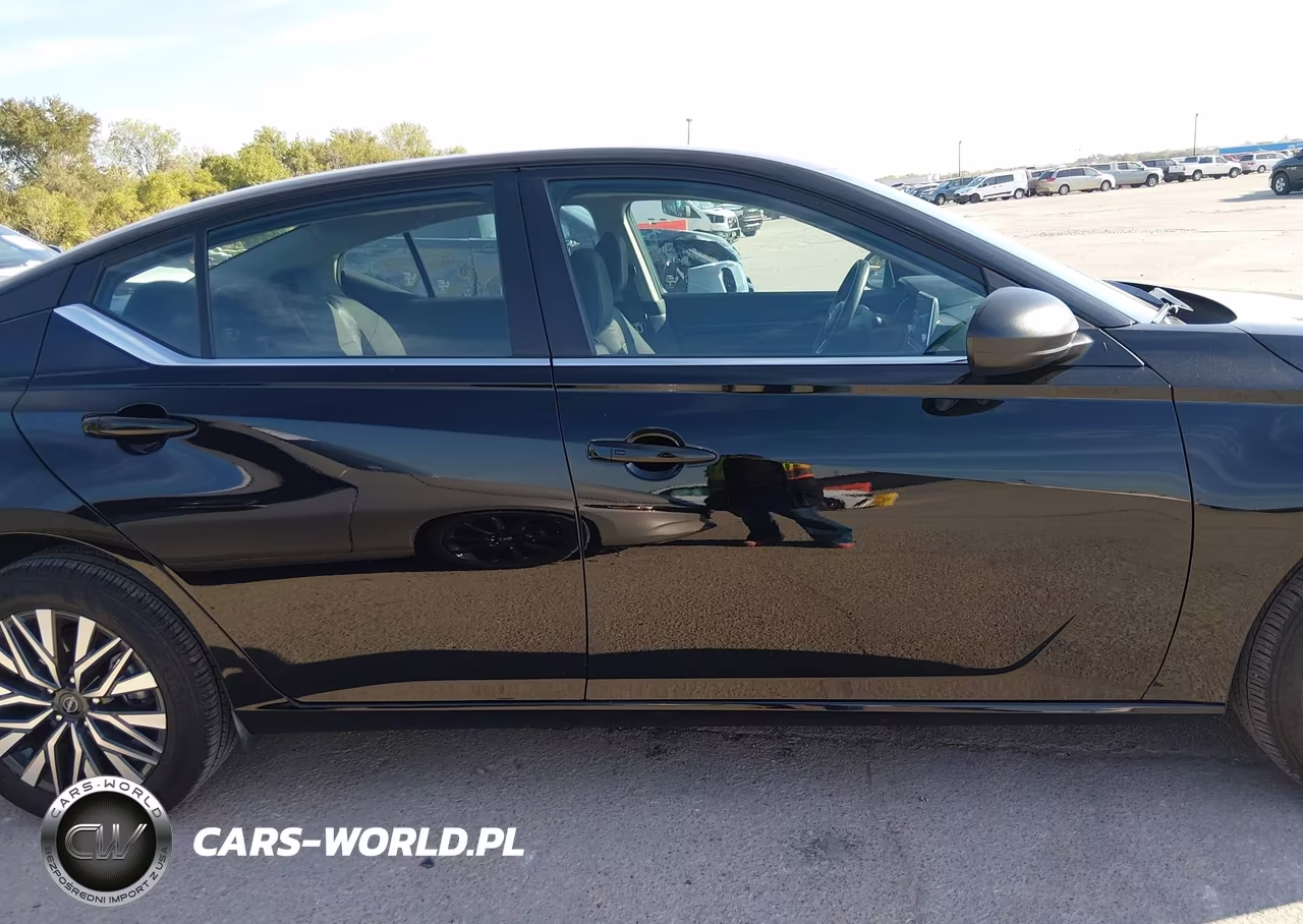 2026 Nissan Altima Sv Awd VIN:1N4BL4DWXTN312572 - 13
