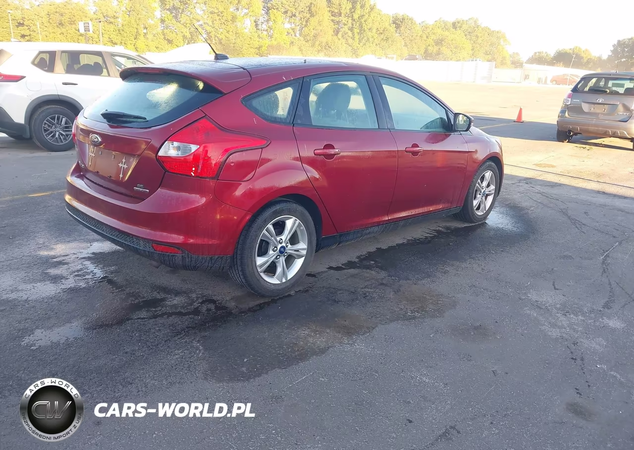 2013 Ford Focus Se VIN:1FADP3K22DL254557 - 4