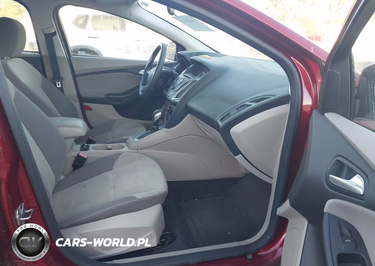 2013 Ford Focus Se VIN:1FADP3K22DL254557 - 5
