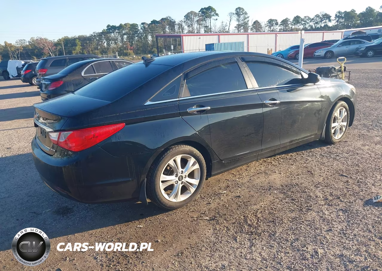 2011 Hyundai Sonata Limited VIN:5NPEC4AC1BH257073 - 4