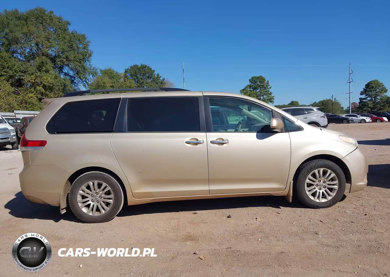 2014 Toyota Sienna Xle V6 8 Passenger VIN:5TDYK3DC9ES518857 - 13