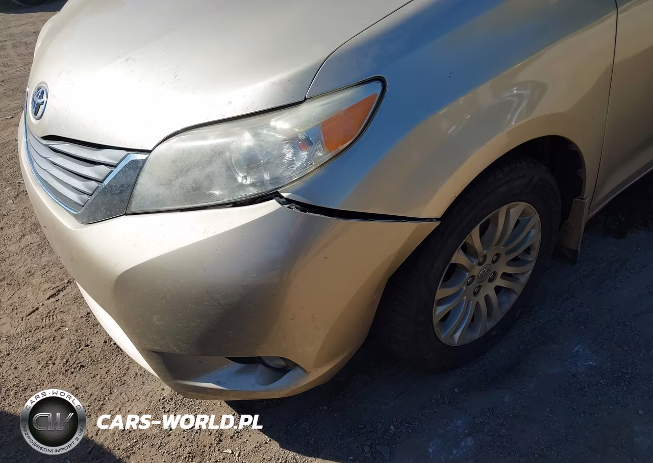 2014 Toyota Sienna Xle V6 8 Passenger VIN:5TDYK3DC9ES518857 - 6