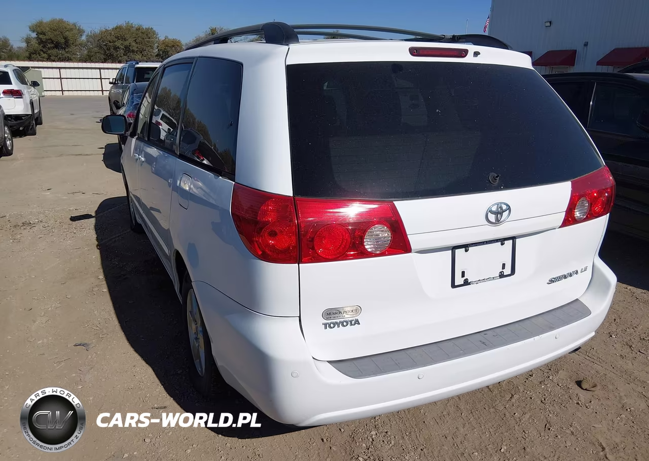 2009 Toyota Sienna Le VIN:5TDZK23C29S286799 - 3