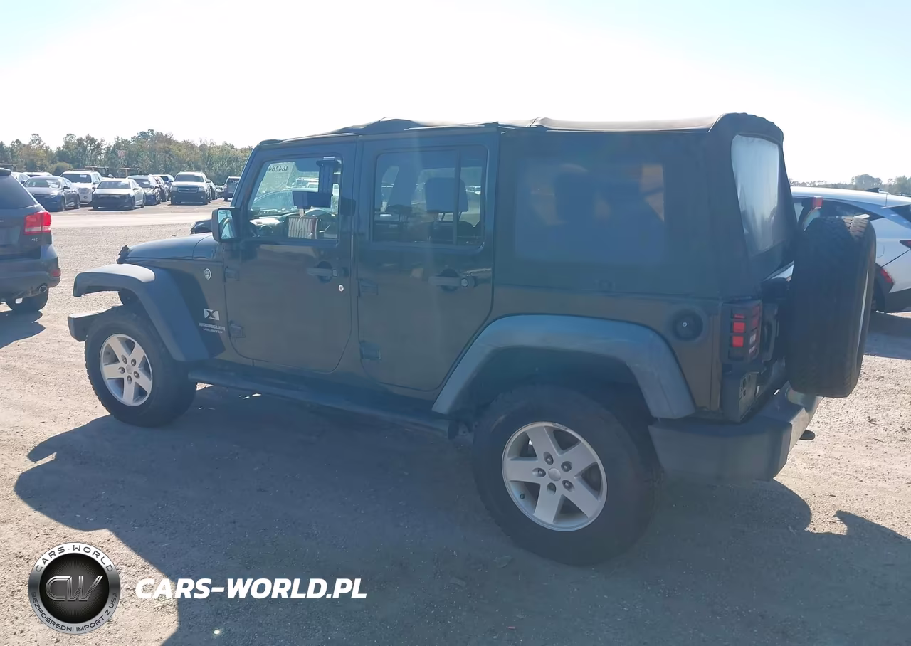 2008 Jeep Wrangler Unlimited X VIN:1J4GA39148L621528 - 3