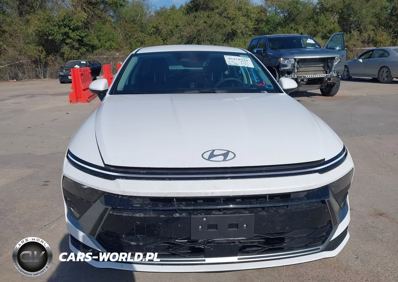 2026 Hyundai Sonata Hybrid Blue VIN:KMHL24JJ1TA185255 - 12