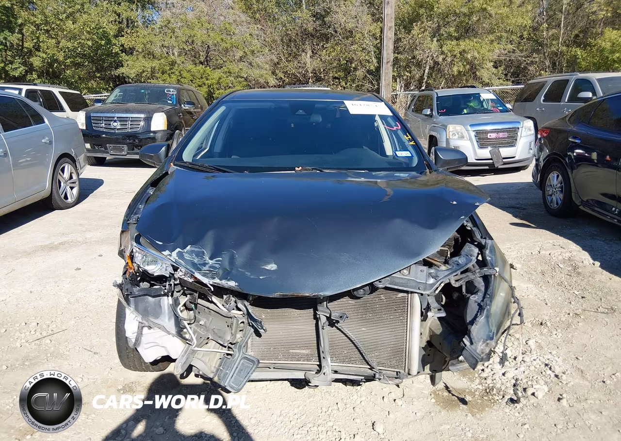 2017 Toyota Corolla Le VIN:5YFBURHE8HP640248 - 12