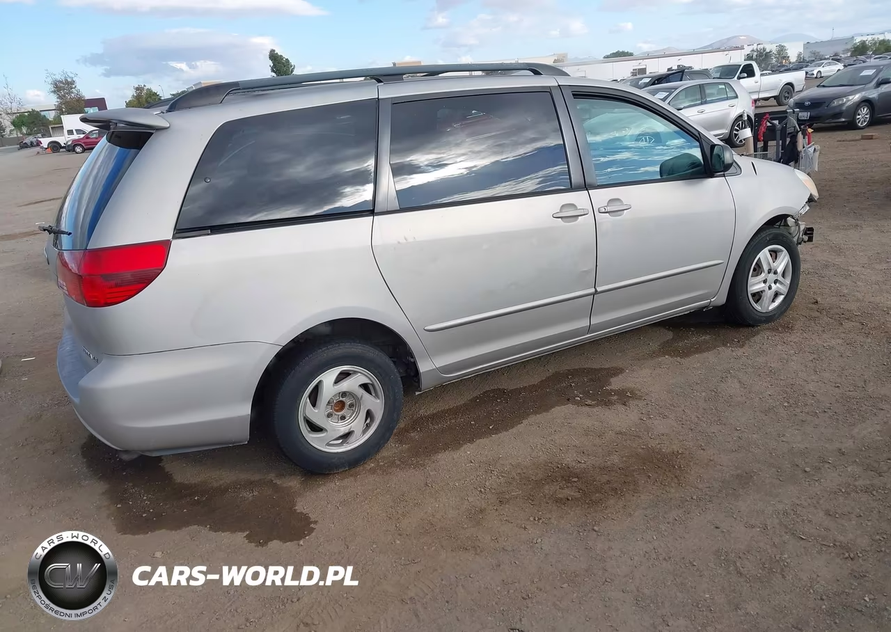 2005 Toyota Sienna Le VIN:5TDZA23C15S368262 - 4