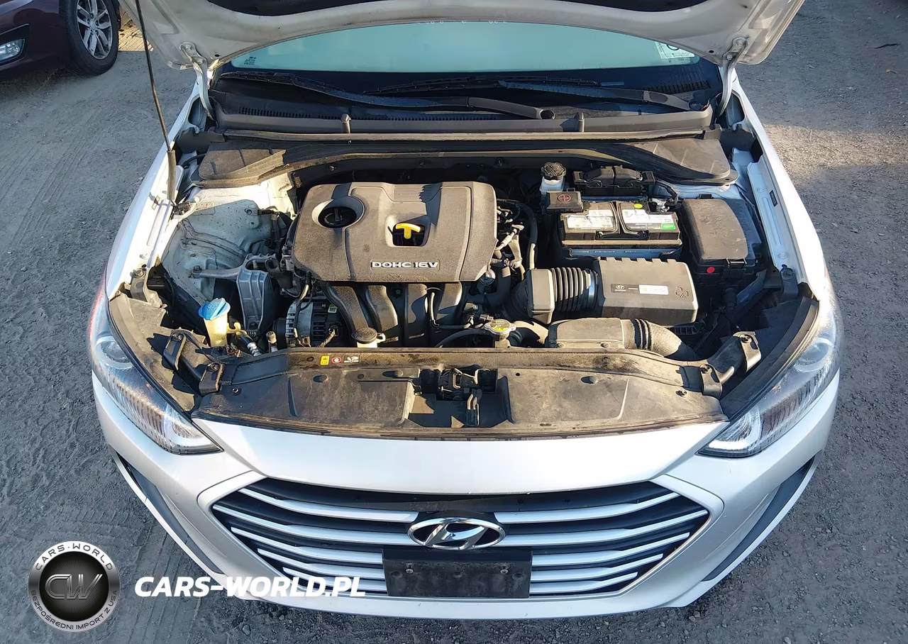 2018 Hyundai Elantra Sel VIN:5NPD84LF5JH357325 - 10
