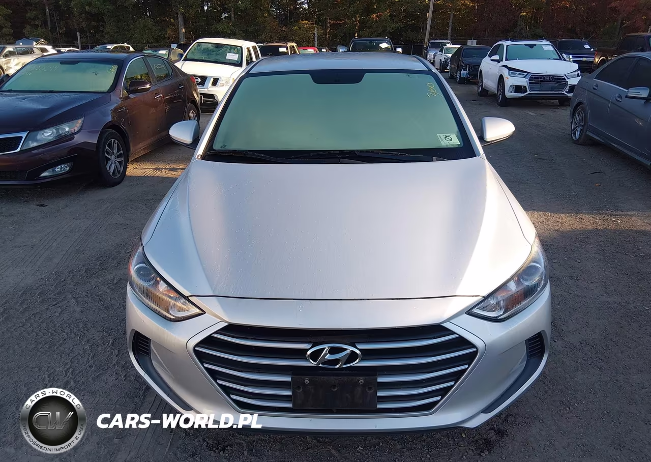 2018 Hyundai Elantra Sel VIN:5NPD84LF5JH357325 - 12
