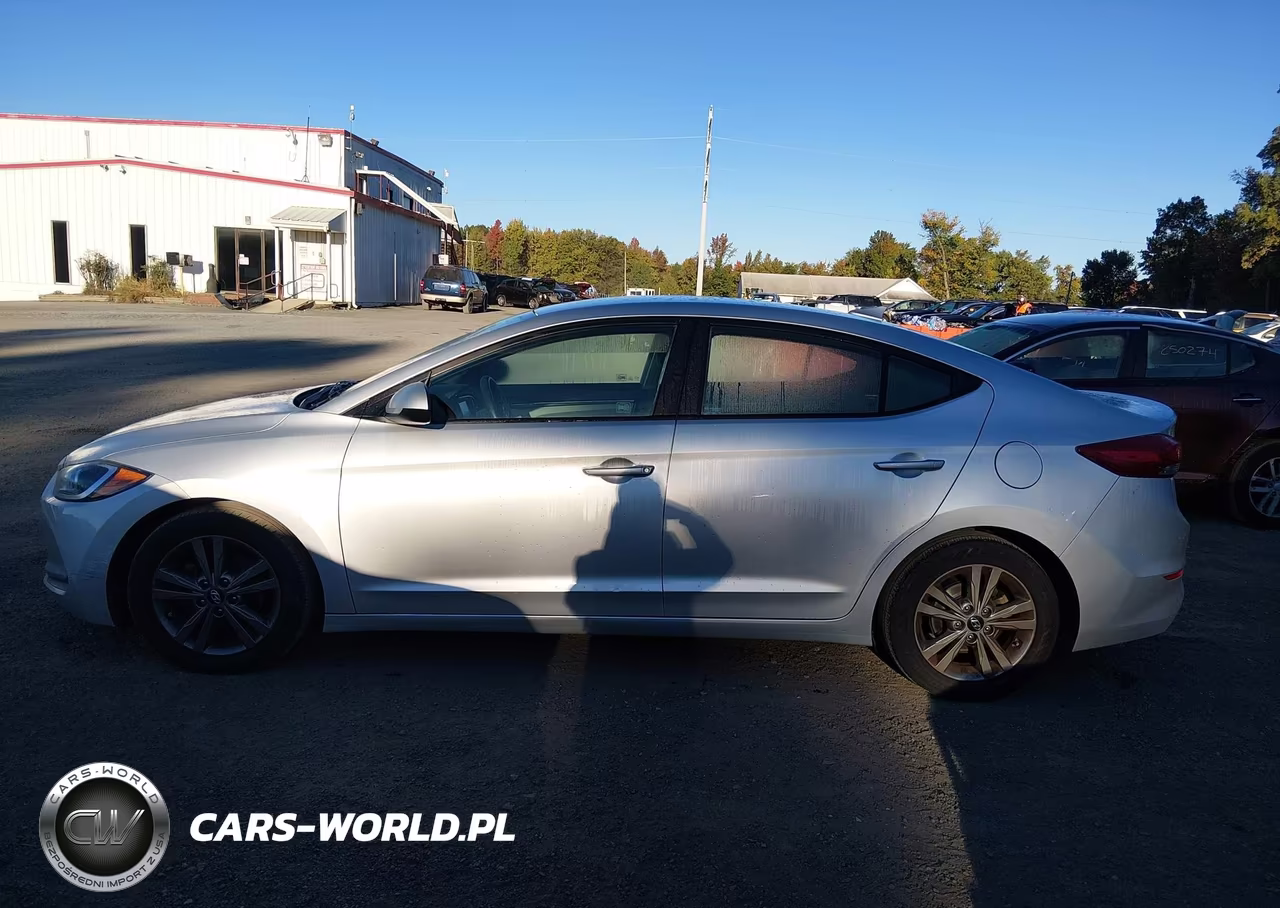 2018 Hyundai Elantra Sel VIN:5NPD84LF5JH357325 - 14