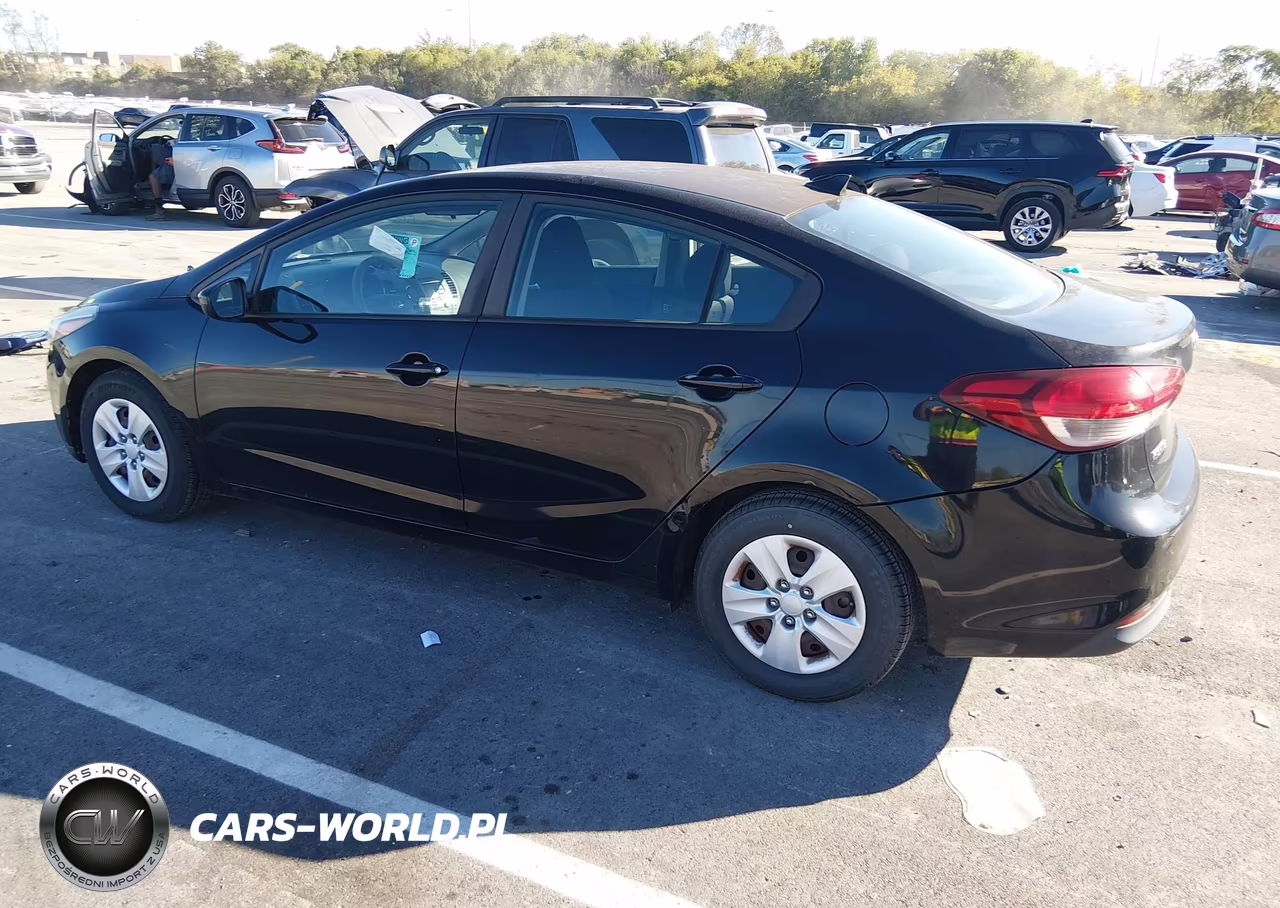 2017 Kia Forte Lx VIN:3KPFK4A75HE121102 - 3