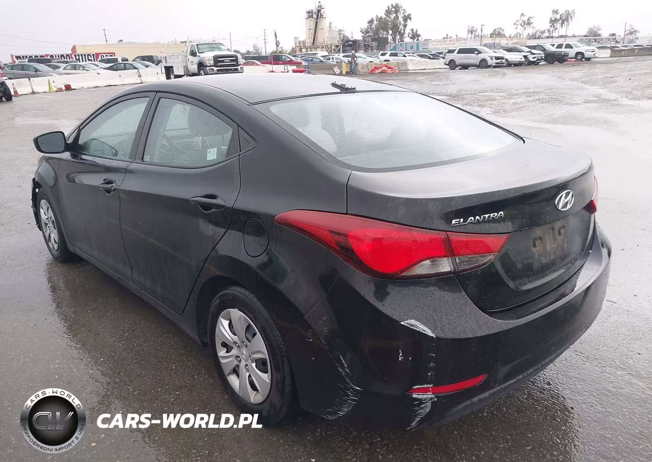 2016 Hyundai Elantra Se VIN:5NPDH4AE1GH711909 - 3