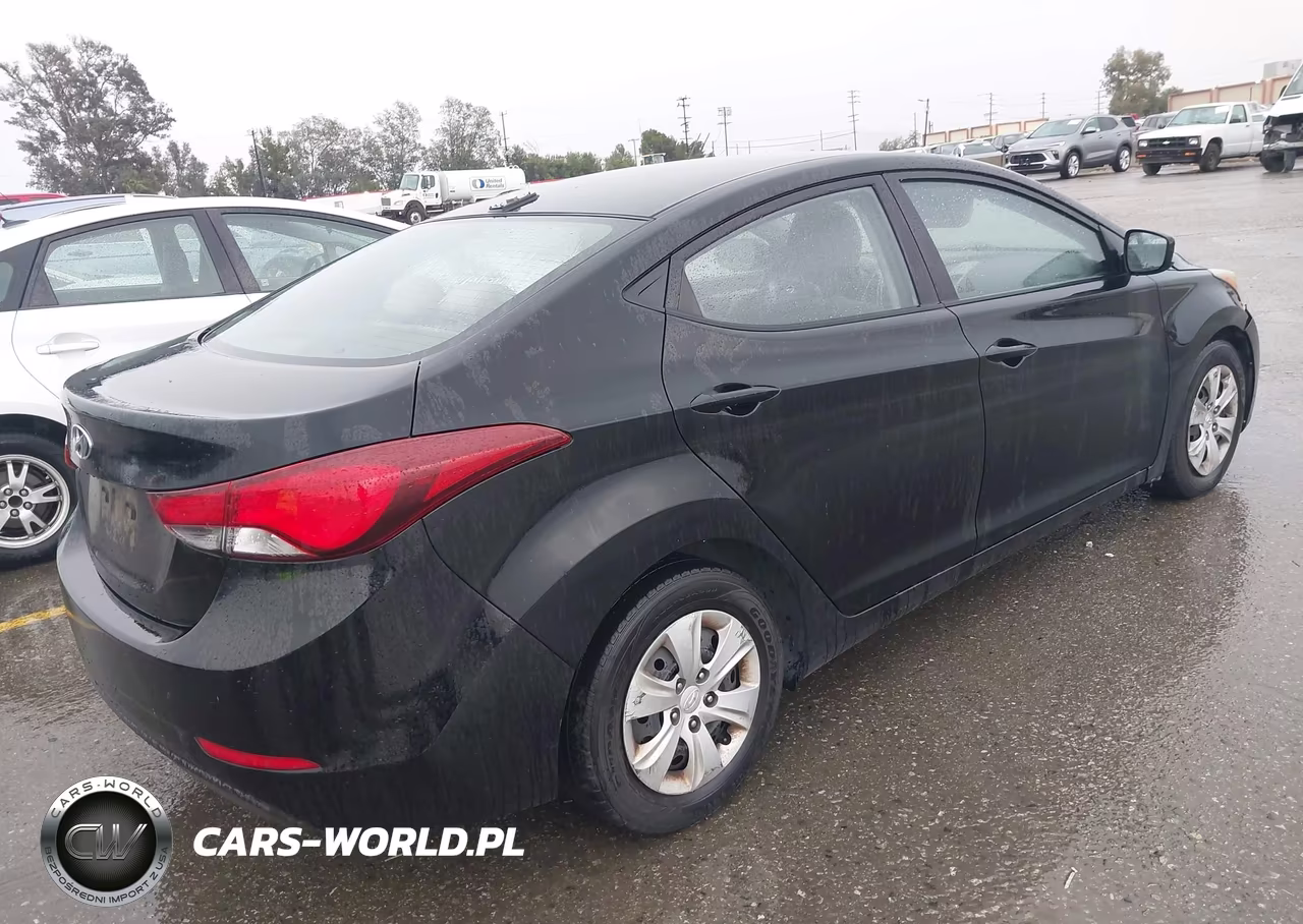 2016 Hyundai Elantra Se VIN:5NPDH4AE1GH711909 - 4