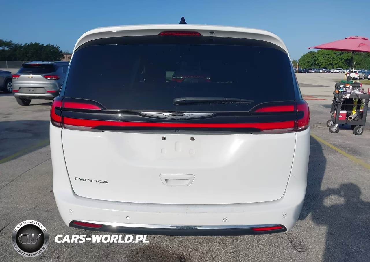2025 Chrysler Pacifica Select VIN:2C4RC1BG0SR513613 - 16