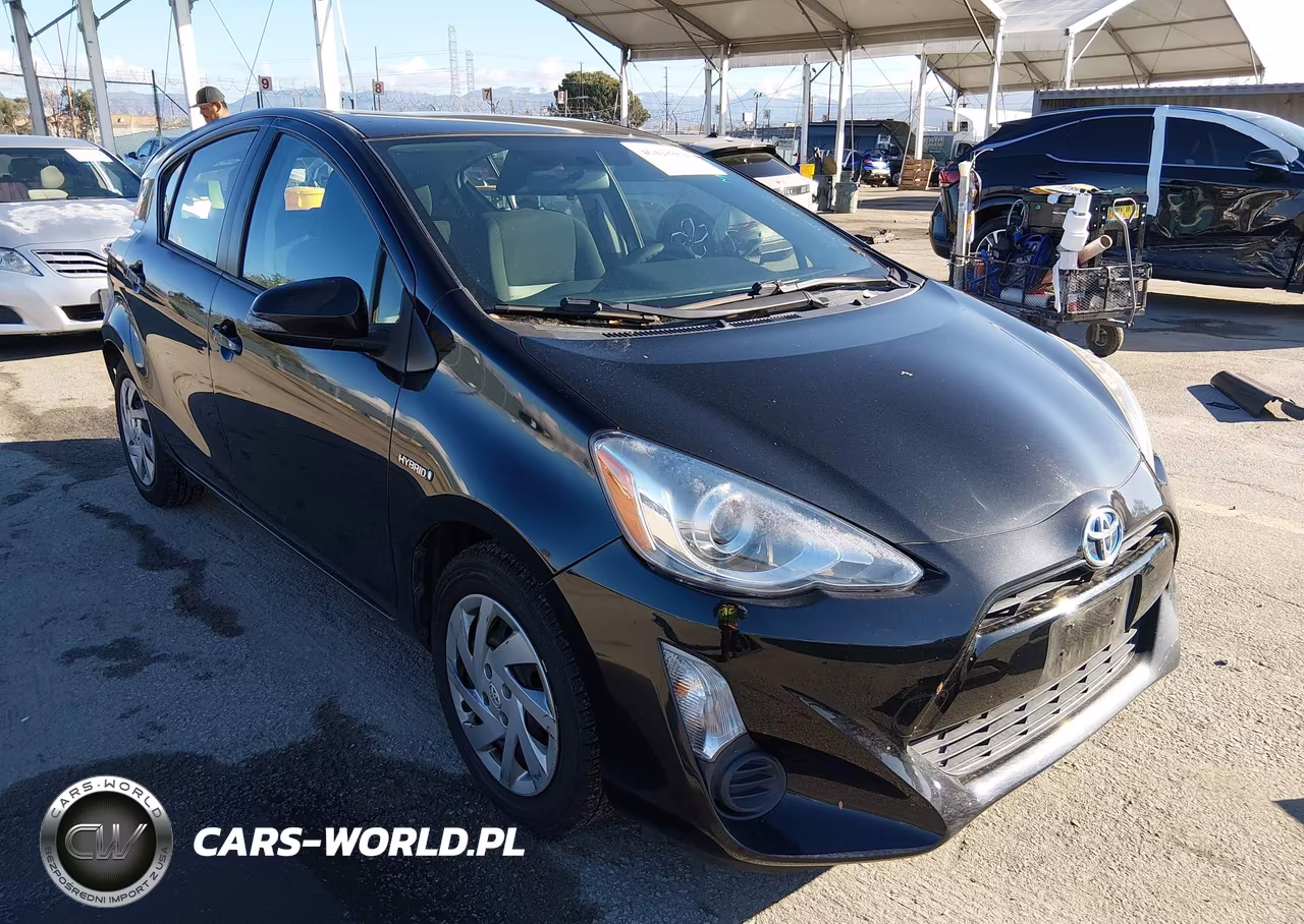 2015 Toyota Prius C Two