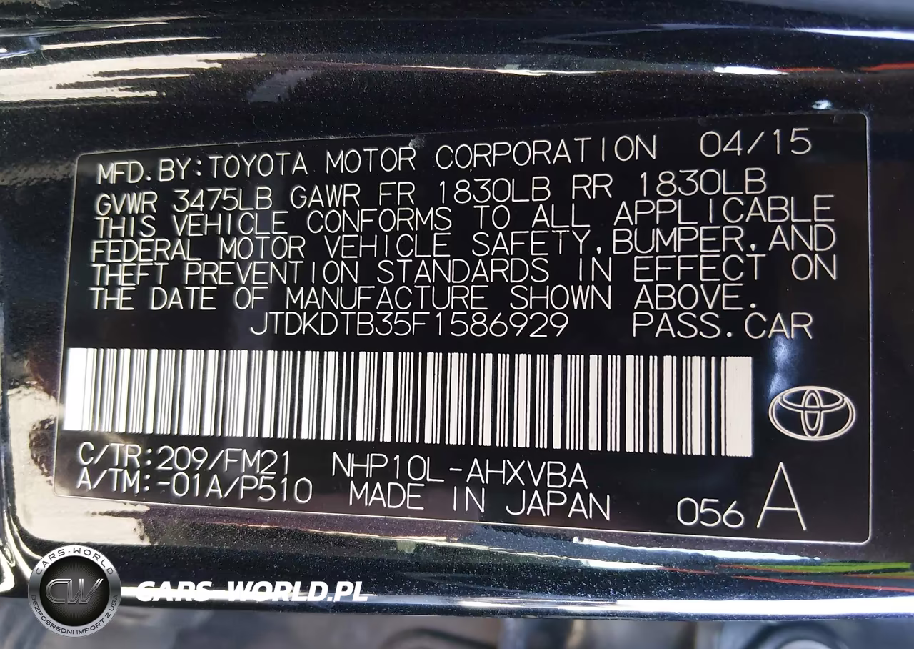 2015 Toyota Prius C Two VIN:JTDKDTB35F1586929 - 9