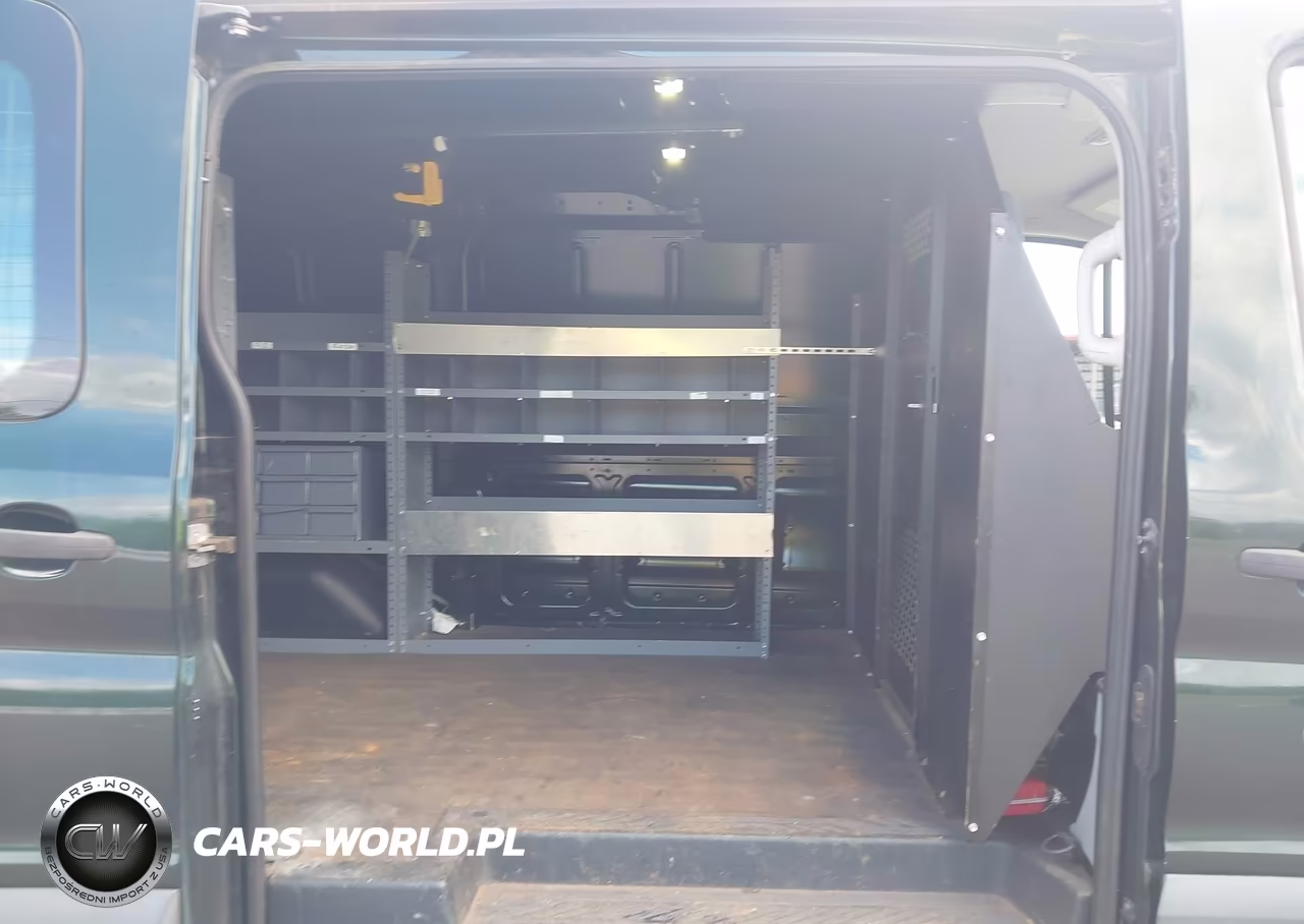 2017 Ford Transit-150 VIN:1FTYE1YM0HKB32774 - 8
