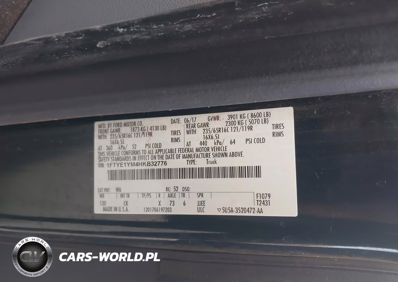 2017 Ford Transit-150 VIN:1FTYE1YM4HKB32776 - 9