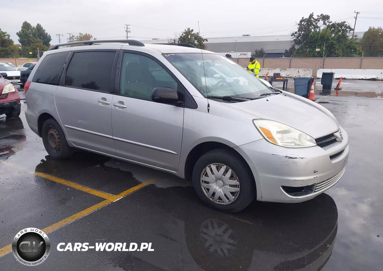 2004 Toyota Sienna Le