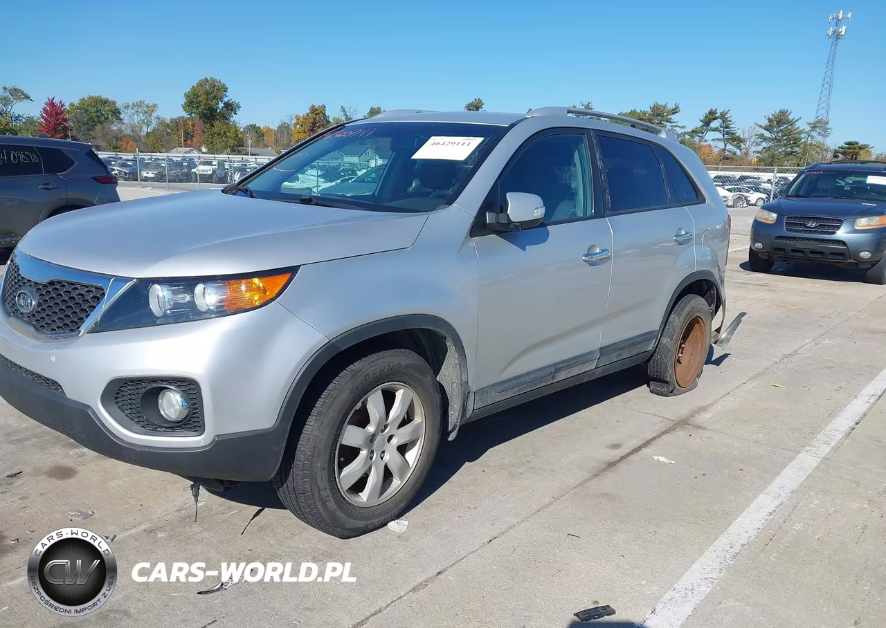 2011 Kia Sorento Lx VIN:5XYKT4A12BG028801 - 2