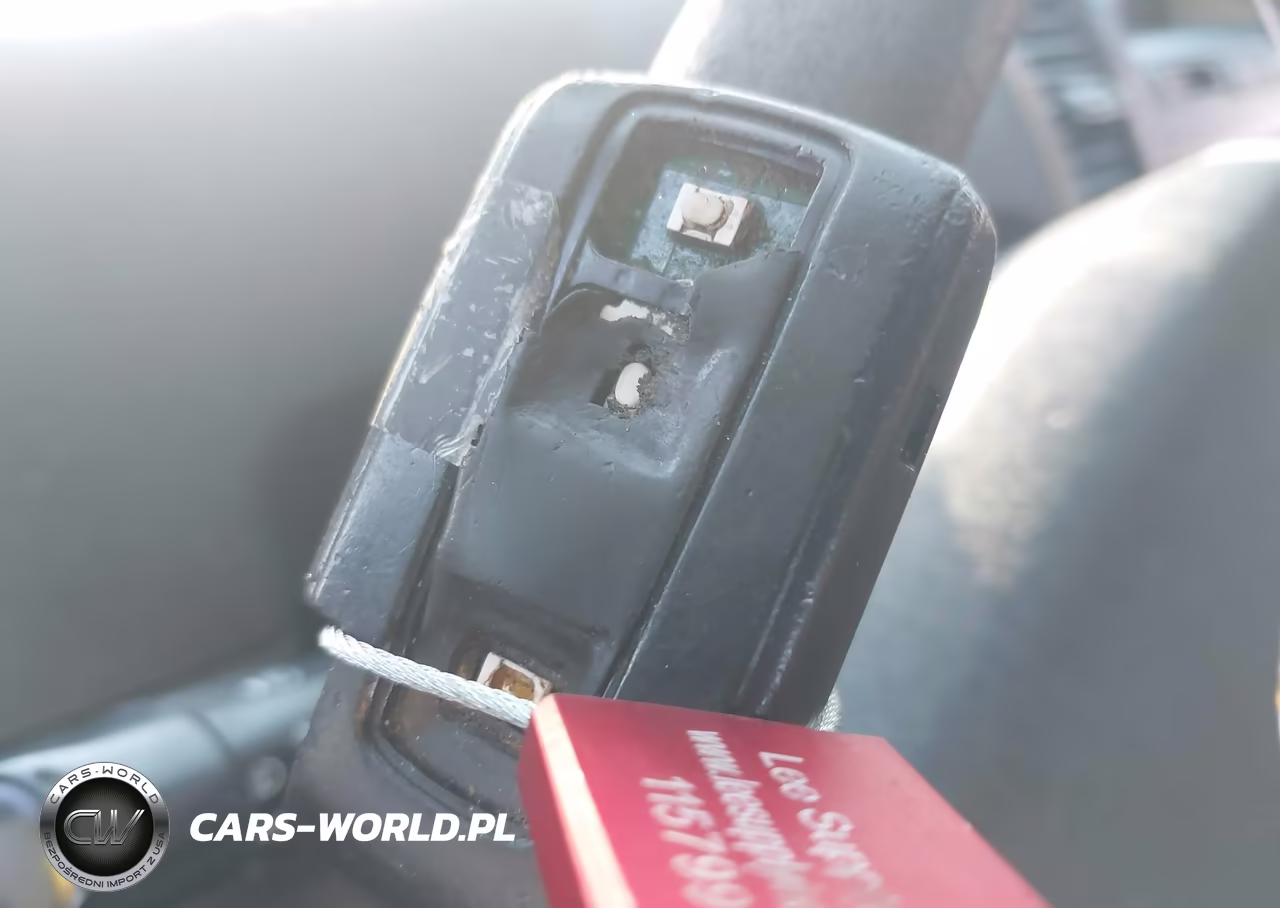 2008 Toyota Prius VIN:JTDKB20U183440062 - 11