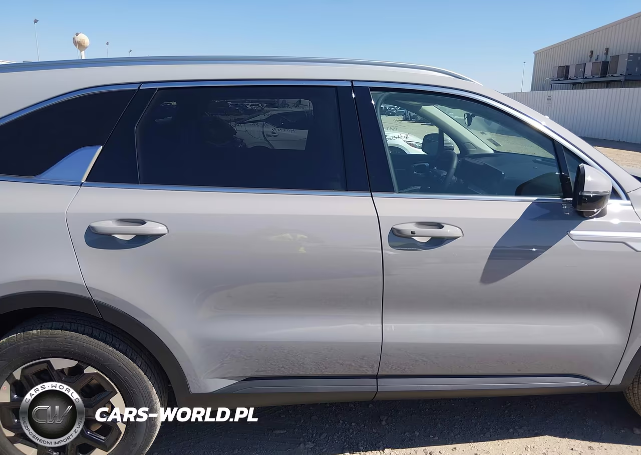 2027 Kia Sorento VIN:5XYRL4JC9VG495170 - 13