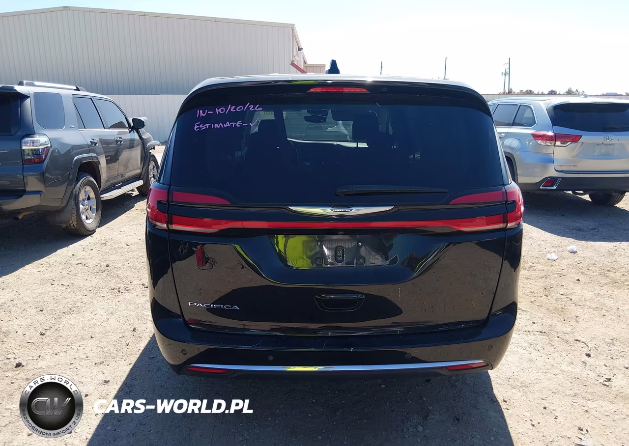2024 Chrysler Pacifica Touring L VIN:2C4RC1BG1RR143816 - 17