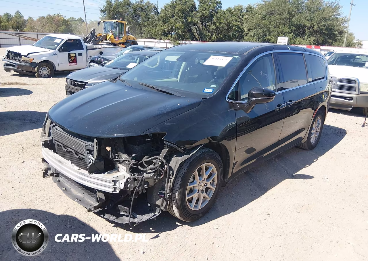 2024 Chrysler Pacifica Touring L VIN:2C4RC1BG1RR143816 - 2