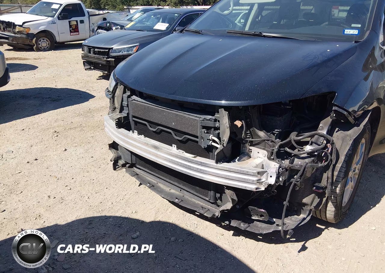 2024 Chrysler Pacifica Touring L VIN:2C4RC1BG1RR143816 - 6