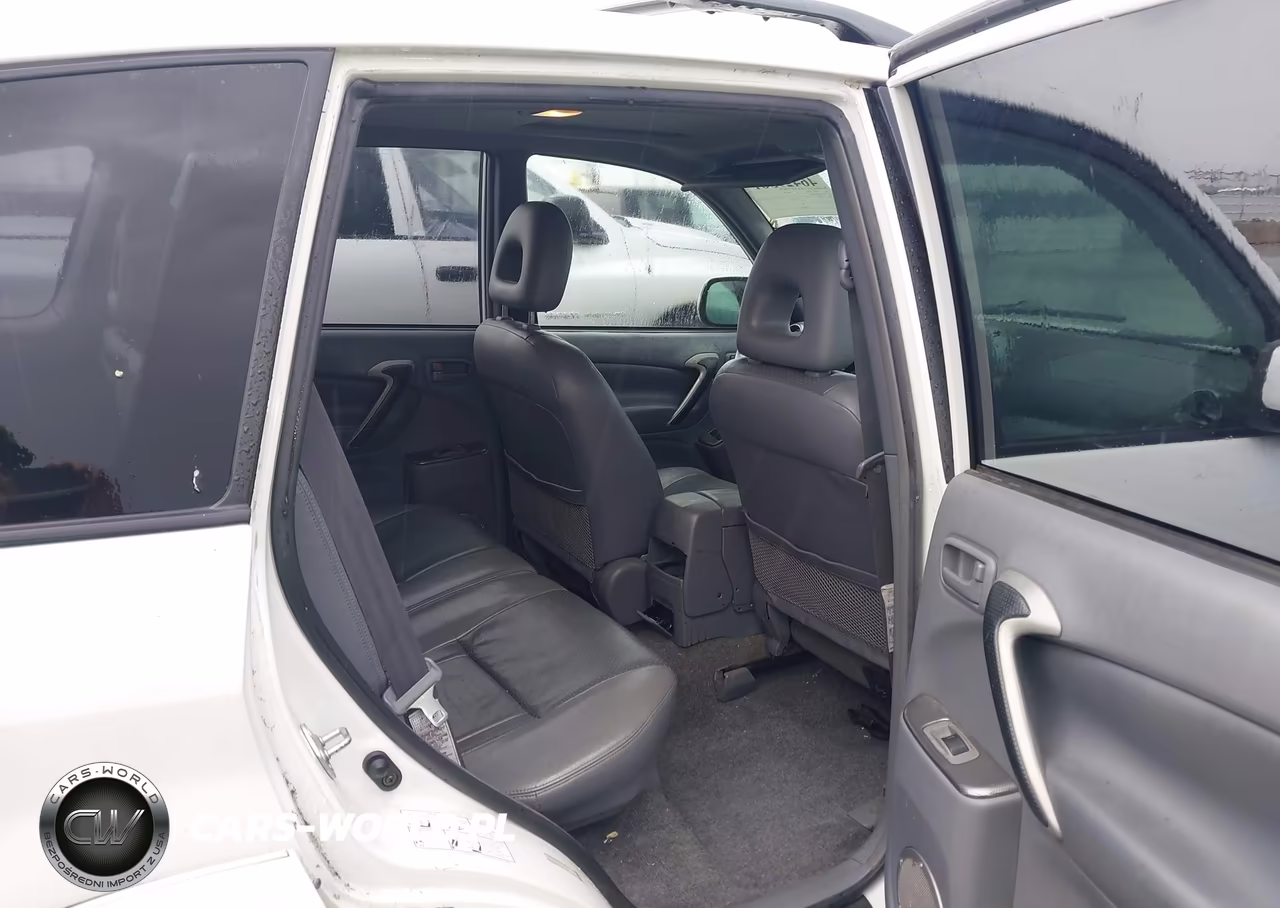 2003 Toyota Rav4 VIN:JTEHH20V630243024 - 8
