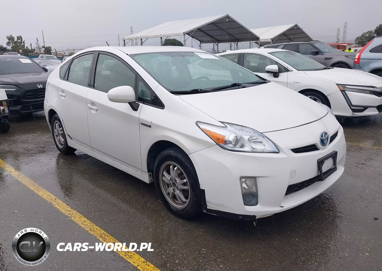 2011 Toyota Prius Two