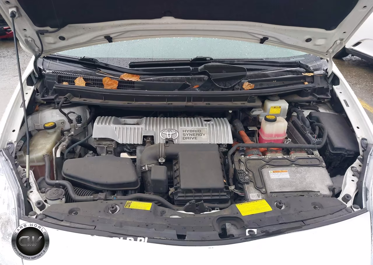 2011 Toyota Prius Two VIN:JTDKN3DU3B0296630 - 10