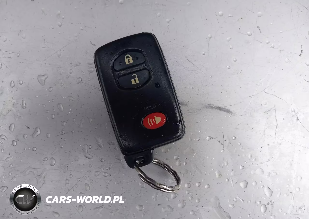 2011 Toyota Prius Two VIN:JTDKN3DU3B0296630 - 11