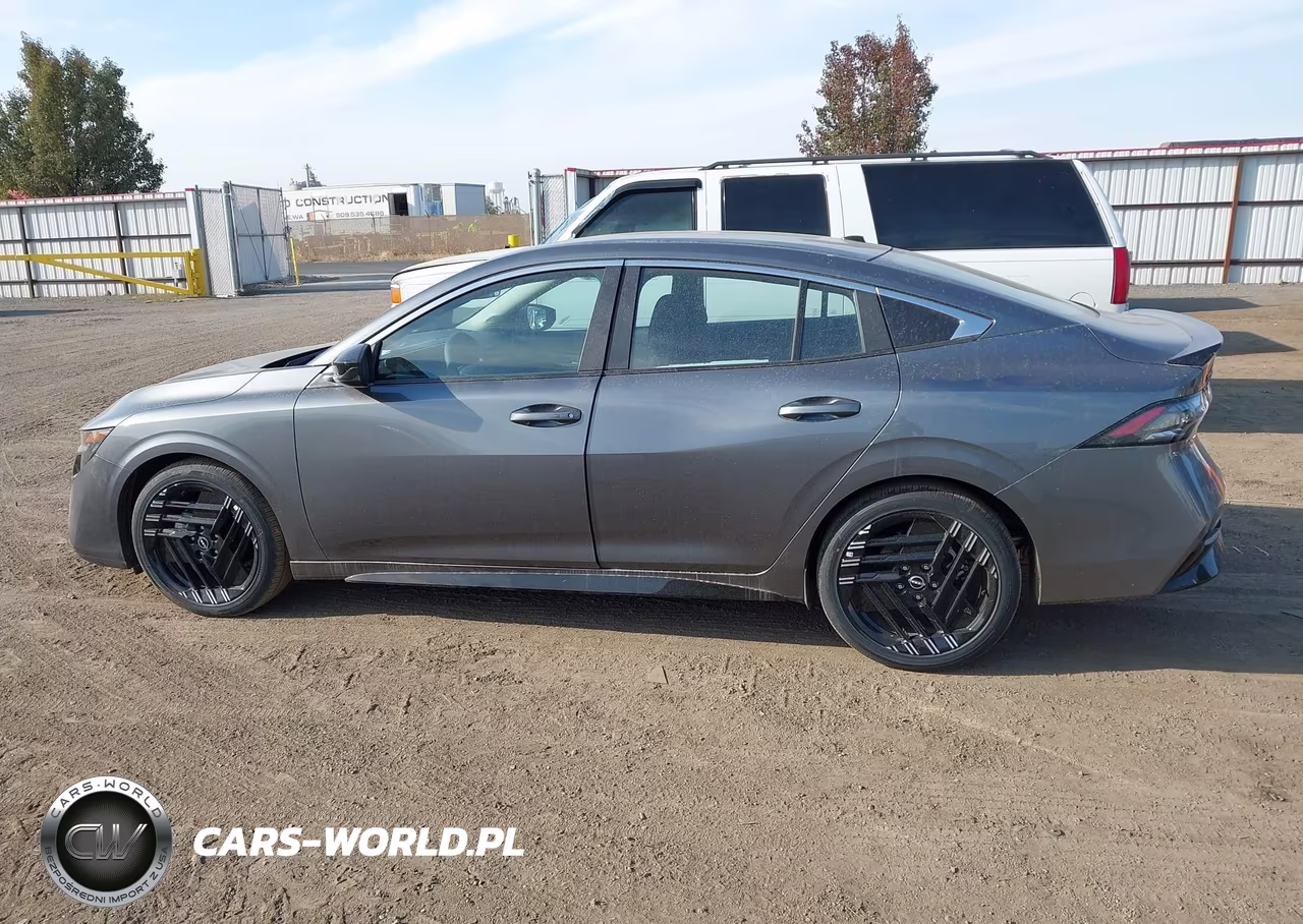 2026 Nissan Sentra Sr VIN:3N1AB9DV6TY301636 - 14