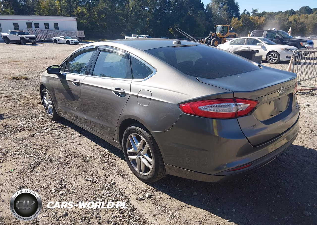 2013 Ford Fusion Se VIN:3FA6P0HR6DR131342 - 3