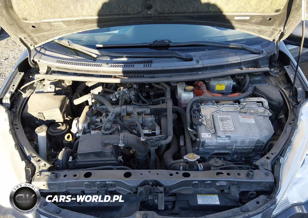 2012 Toyota Prius C Two VIN:JTDKDTB35C1527777 - 10