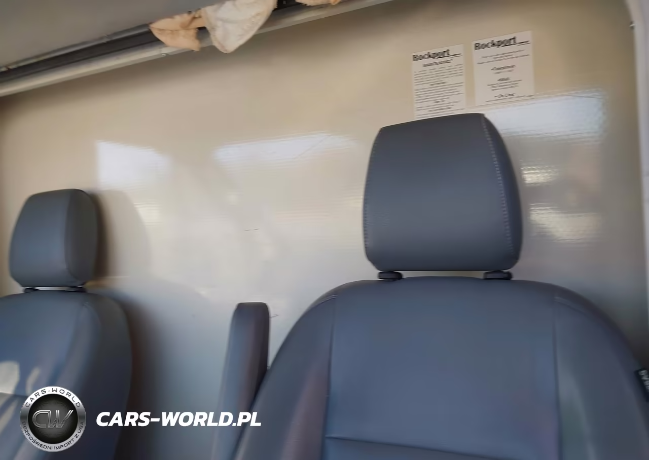 2016 Ford Transit-350 Cutaway VIN:1FDBW7PM5GKB07919 - 7