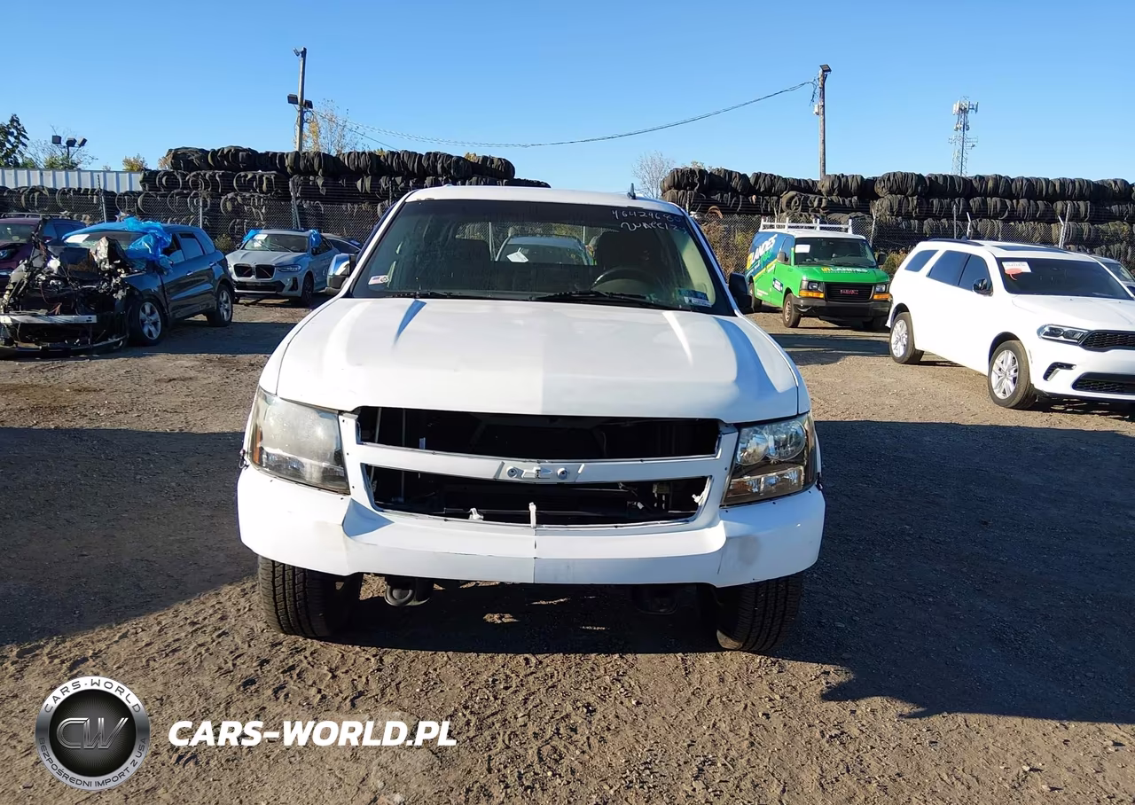 2010 Chevrolet Avalanche 1500 Ls VIN:3GNVKEE04AG225547 - 12