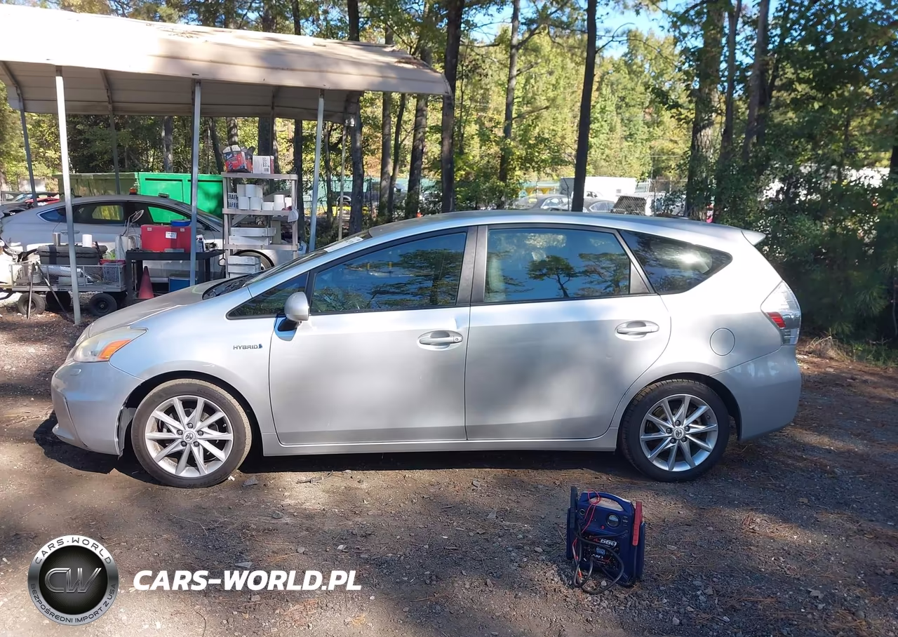 2012 Toyota Prius V Five VIN:JTDZN3EU6C3058476 - 14
