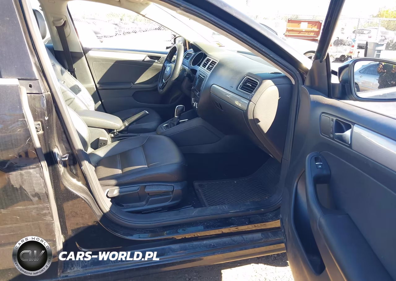 2015 Volkswagen Jetta 1.8T Se VIN:3VWD17AJ1FM228932 - 5