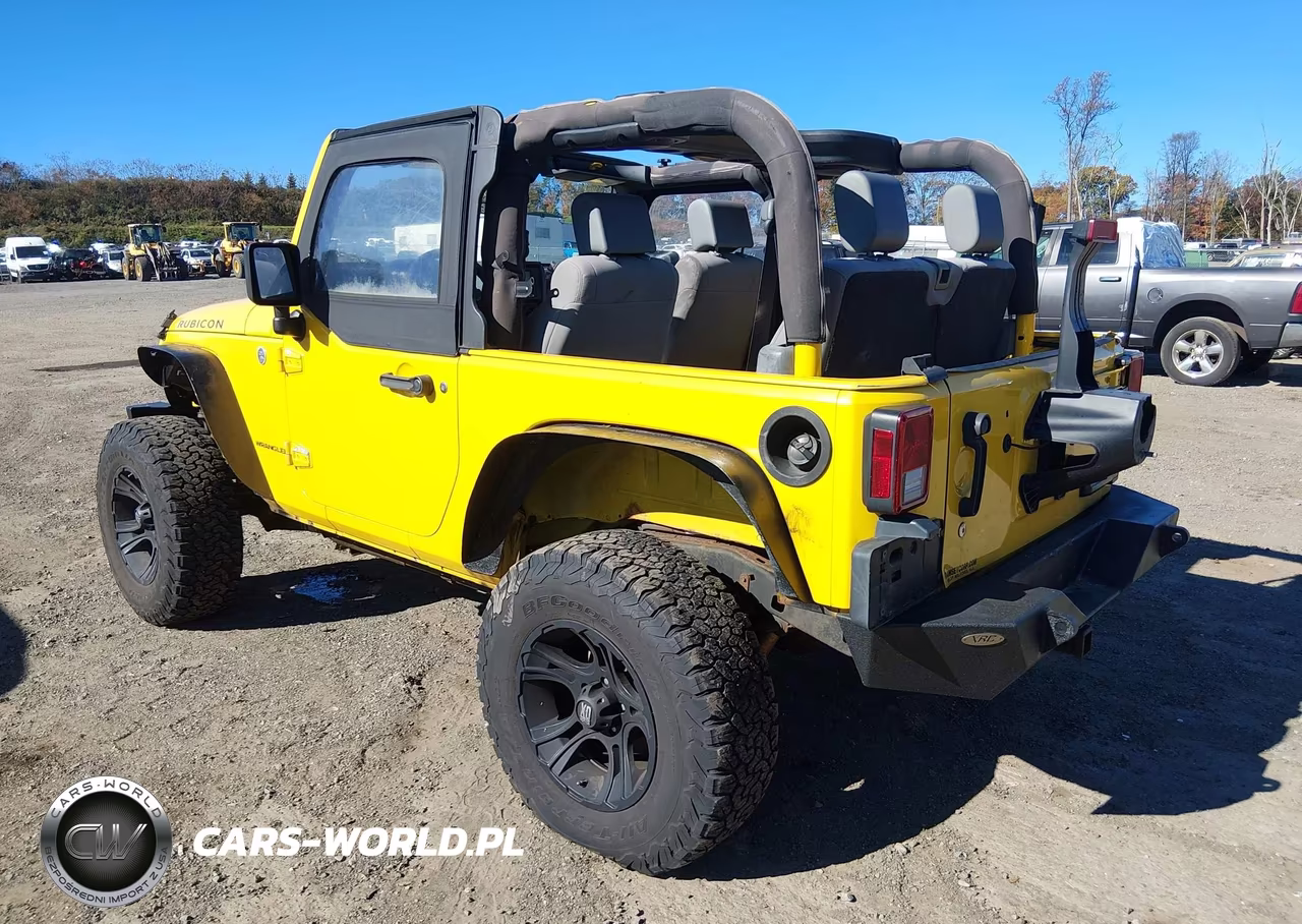2008 Jeep Wrangler Rubicon VIN:1J8GA64138L572328 - 3