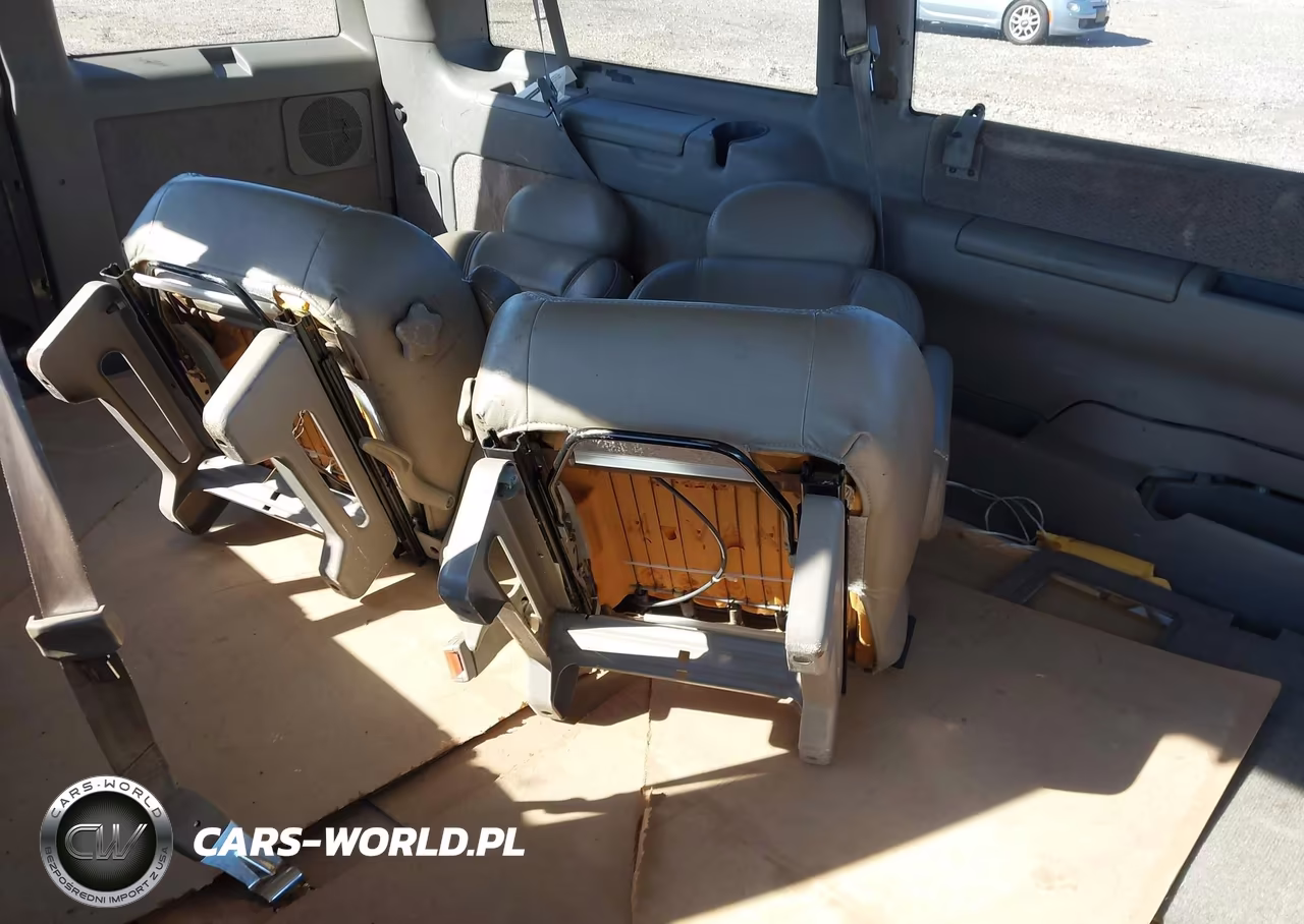 2003 Chevrolet Astro VIN:1GNEL19X73B139318 - 8