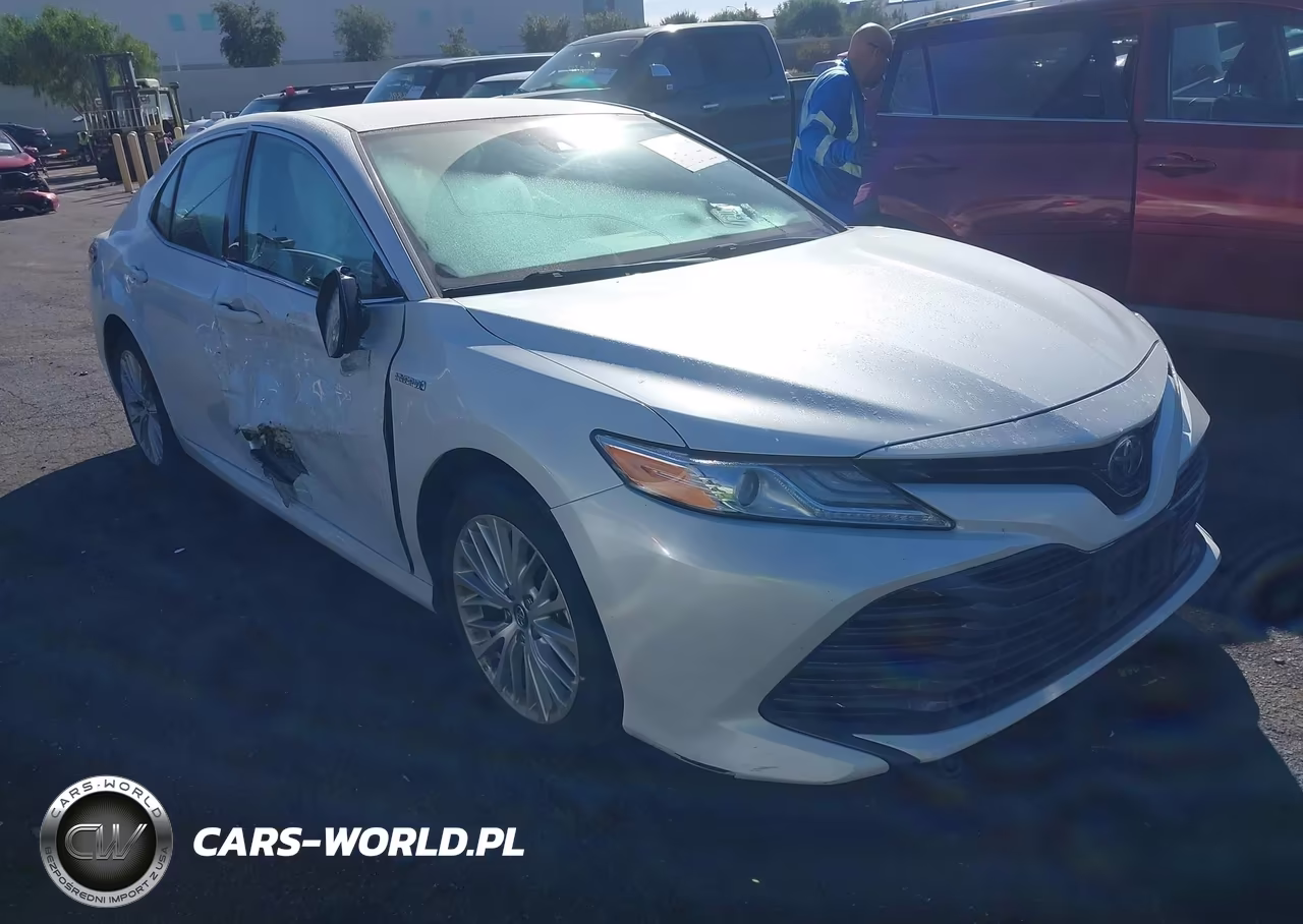 2019 Toyota Camry Hybrid Xle – zdjęcie 1 z 19