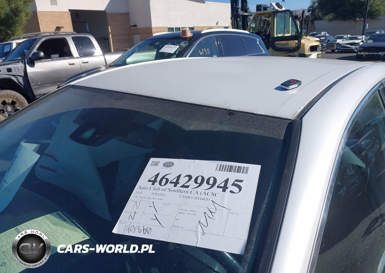 2019 Toyota Camry Hybrid Xle VIN:4T1B21HK1KU516891 - 19