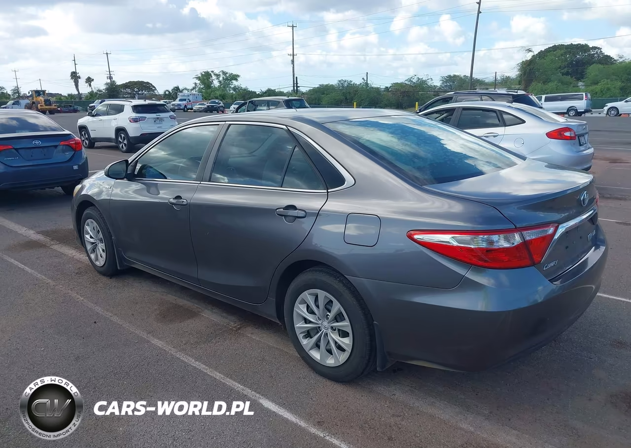2015 Toyota Camry Hybrid Le VIN:4T1BD1FK5FU176678 - 3