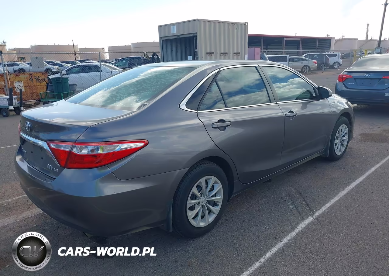 2015 Toyota Camry Hybrid Le VIN:4T1BD1FK5FU176678 - 4