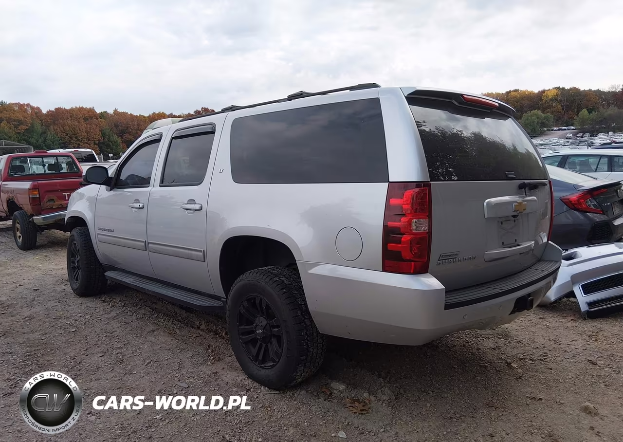 2014 Chevrolet Suburban 1500 Lt VIN:1GNSKJE75ER162795 - 3